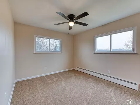 Bedroom - 1058 E Temperance Rd, Temperance, MI 48182 photo 2 of 5