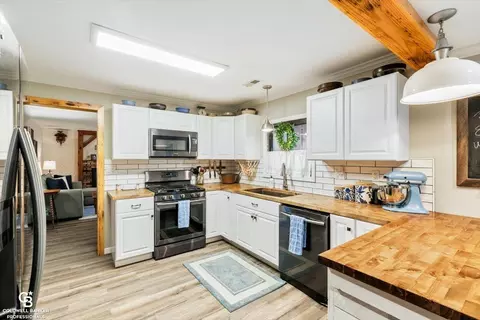 Kitchen - 223 S Bartlett, Saint Clair, MI 48079 photo 1 of 5