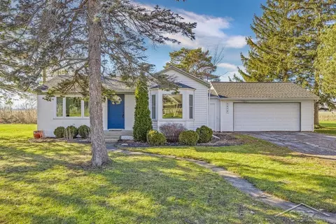 5875 N N Ctr, Saginaw, MI 48604
