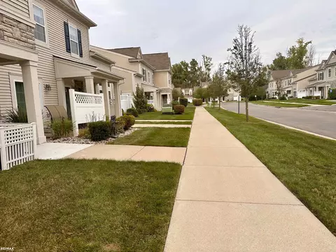 25905 S Maritime, Harrison Township, MI 48045