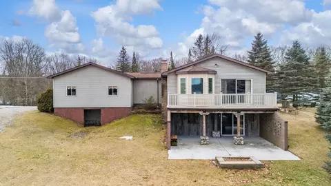 Exterior - 11469 Carr, Davison, MI 48423 photo 11 of 15