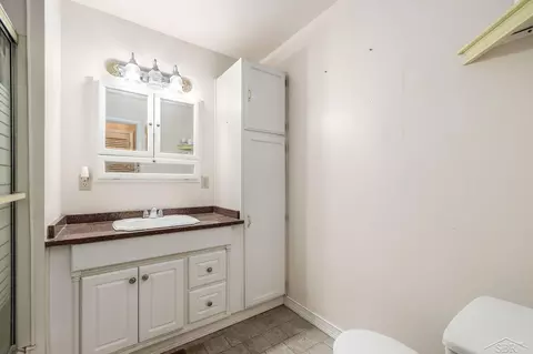 Bath - 11469 Carr, Davison, MI 48423 photo 1 of 2
