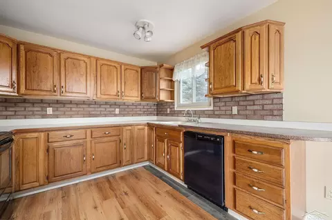 Kitchen - 11469 Carr, Davison, MI 48423 photo 2 of 6