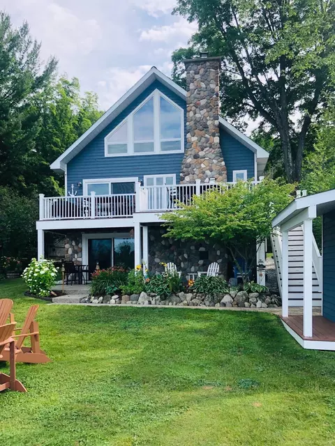 7157 Crystal Spgs, Bellaire, MI 49615