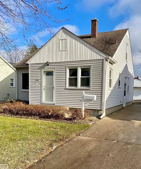 2140 N Charles, Saginaw, MI 48602