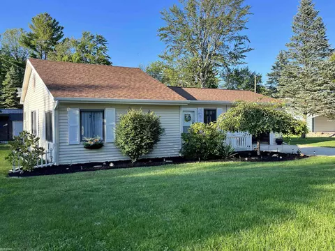 7393 Willow, Lexington, MI 48450