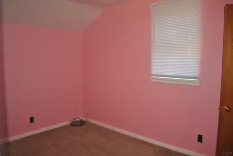 618 Comstock, Adrian, MI 49221 photo 3