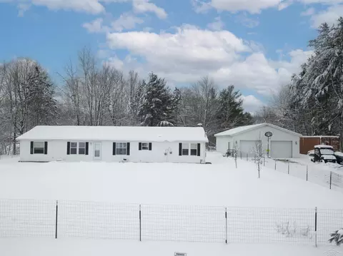 17985 Townline, Saint Charles, MI 48655