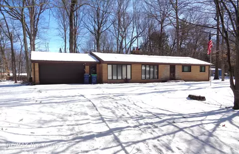 3415 S Airport, Bridgeport, MI 48722