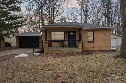 302 E Sugnet, Midland, MI 48642