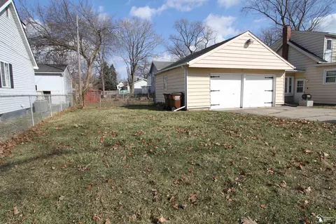 Exterior - 104 W Seventh, Monroe, MI 48161 photo 3 of 5