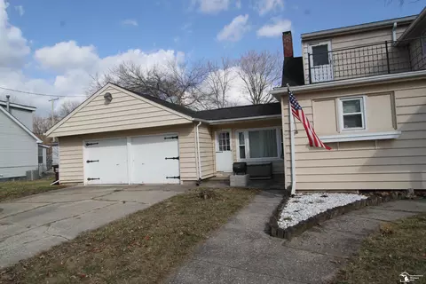 Exterior - 104 W Seventh, Monroe, MI 48161 photo 5 of 5