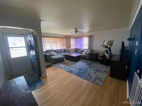 Living - 508 S 18th, Escanaba, MI 49829 photo 1 of 2