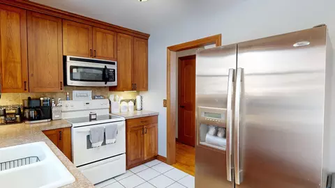 Kitchen - 14271 Neff, Clio, MI 48420 photo 2 of 4