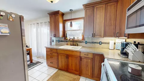 Kitchen - 14271 Neff, Clio, MI 48420 photo 3 of 4