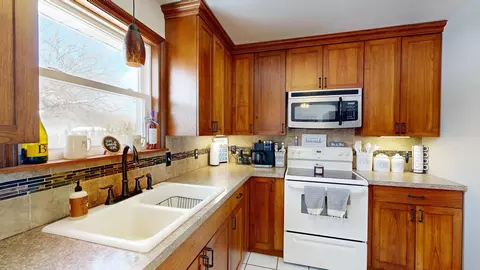 Kitchen - 14271 Neff, Clio, MI 48420 photo 1 of 4