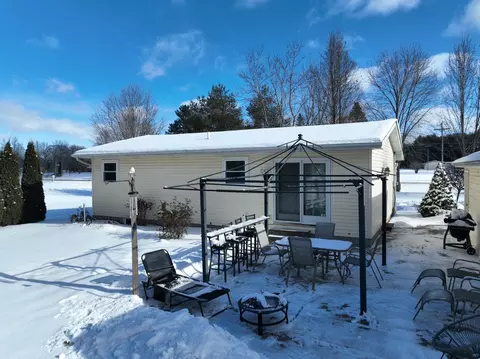 Exterior - 14271 Neff, Clio, MI 48420 photo 10 of 11