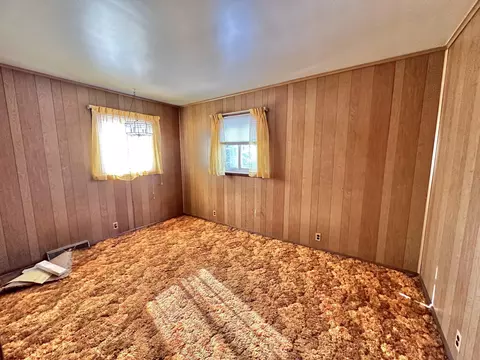 Bedroom - 1663 W Seidlers, Auburn, MI 48611 photo 2 of 2