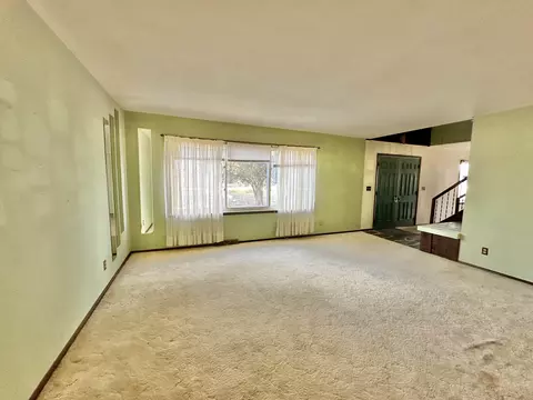 Living - 1663 W Seidlers, Auburn, MI 48611 photo 1 of 4