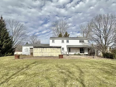 Exterior - 1663 W Seidlers, Auburn, MI 48611 photo 3 of 14