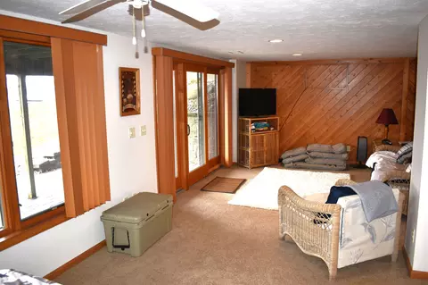 Living - 4615 Salisbury, Gladwin, MI 48624 photo 7 of 8