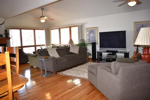 Living - 4615 Salisbury, Gladwin, MI 48624 photo 3 of 8