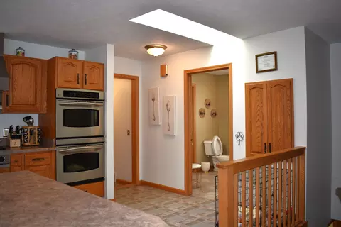 Kitchen - 4615 Salisbury, Gladwin, MI 48624 photo 6 of 9