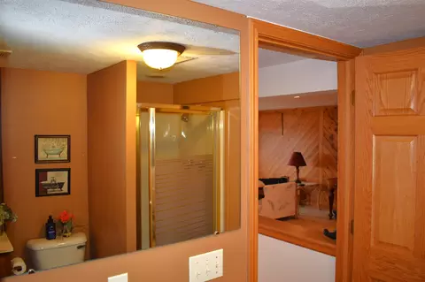 Bath - 4615 Salisbury, Gladwin, MI 48624 photo 8 of 9