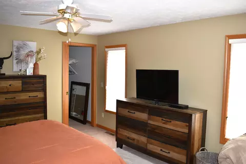 Bedroom - 4615 Salisbury, Gladwin, MI 48624 photo 7 of 17