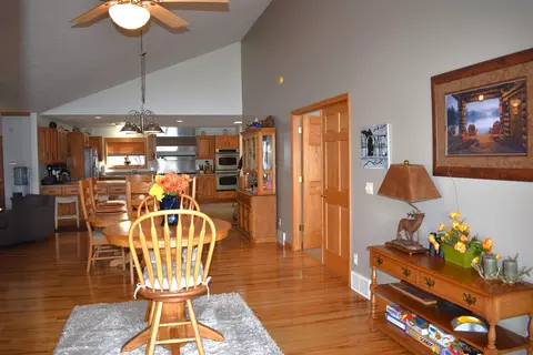 Living - 4615 Salisbury, Gladwin, MI 48624 photo 6 of 8