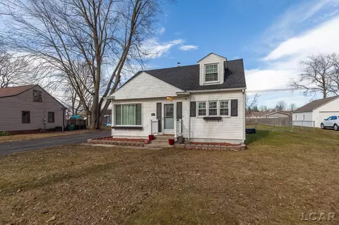 Exterior - 811 Murray, Tecumseh, MI 49286 photo 6 of 7