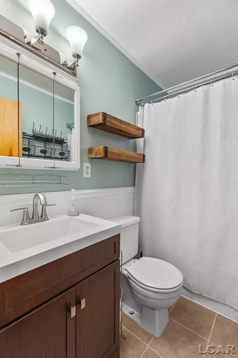 Bath - 811 Murray, Tecumseh, MI 49286 photo 1 of 2