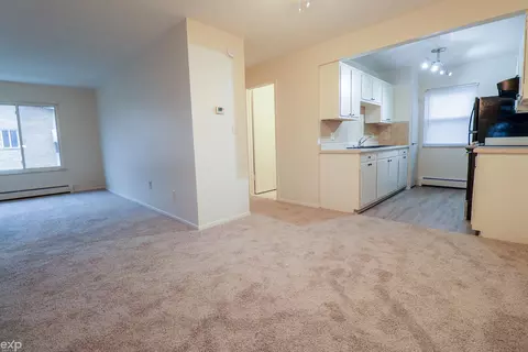 21348 Beaconsfield #5, Saint Clair Shores, MI 48080