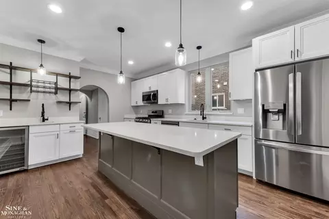 Kitchen - 908 Trombley, Grosse Pointe Park, MI 48230 photo 1 of 7