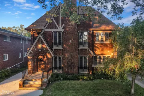 Exterior - 908 Trombley, Grosse Pointe Park, MI 48230 photo 11 of 13