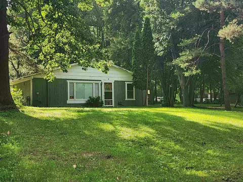 6108 Parker, Lake, MI 48632