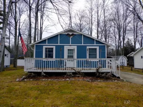 3844 Pine, Beaverton, MI 48612