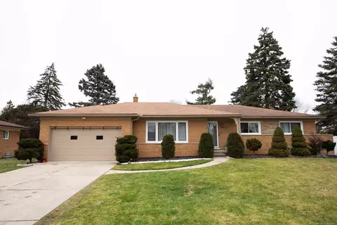 37542 Andrew, Sterling Heights, MI 48312