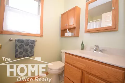 Bath - 1910 W King, Owosso, MI 48867 photo 2 of 2