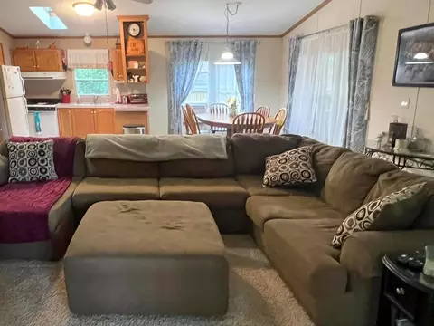 Living - 4991 Queens Way, Gladwin, MI 48624 photo 1 of 10