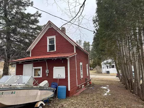 W5049 Main, Vulcan, MI 49892 photo 2
