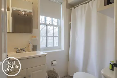 100 Mapleton, Grosse Pointe Farms, MI 48236 photo 18