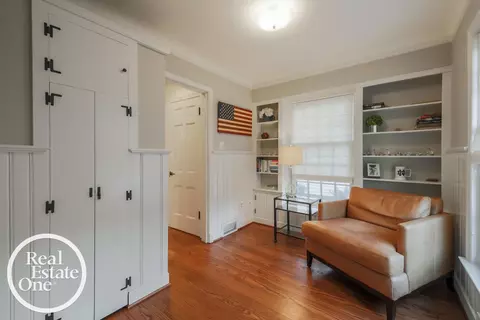 100 Mapleton, Grosse Pointe Farms, MI 48236 photo 11