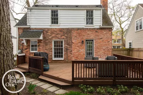 100 Mapleton, Grosse Pointe Farms, MI 48236 photo 24