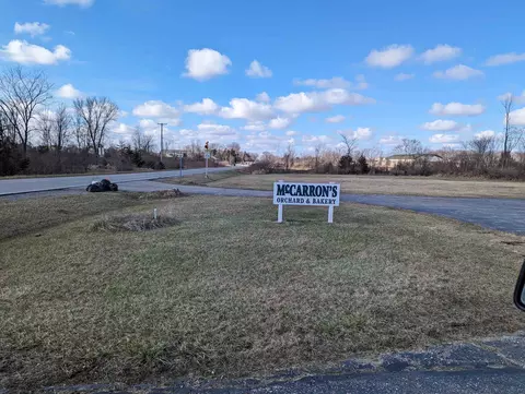 7419 W Carpenter, Flushing, MI 48433 photo 3
