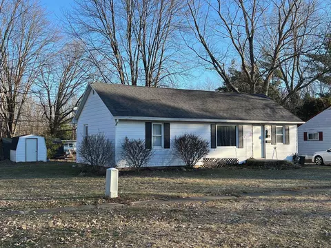 56 W Morgan St, Sandusky, MI 48471
