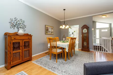 Dining - 50197 Pepper Tree, Macomb, MI 48044 photo 2 of 4