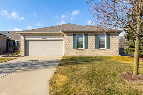 50197 Pepper Tree, Macomb, MI 48044