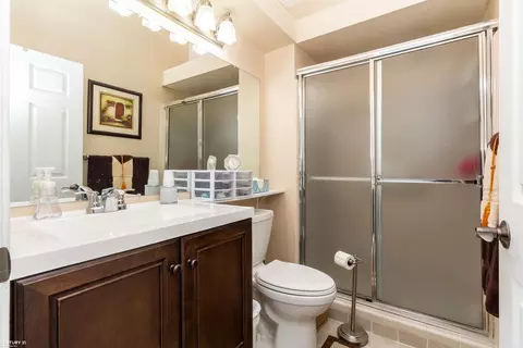 Bath - 50197 Pepper Tree, Macomb, MI 48044 photo 1 of 5