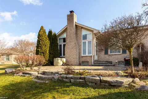 Exterior - 50197 Pepper Tree, Macomb, MI 48044 photo 5 of 7